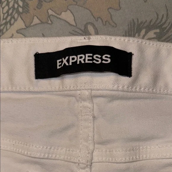 Women's Express White Distressed Shorts Sz 8 - Picture 6 of 7